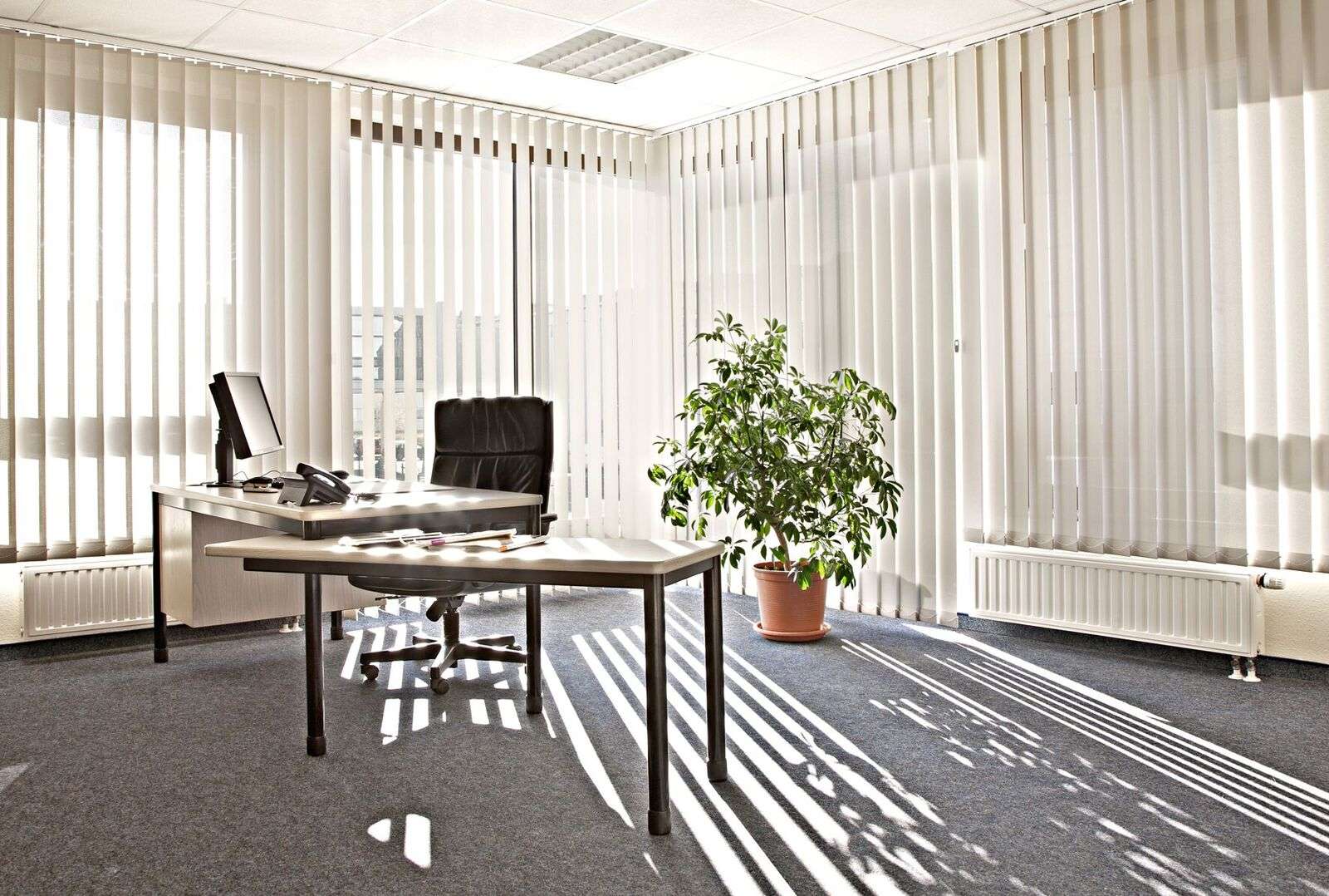 Lamellenvorhang Erfal im Büro