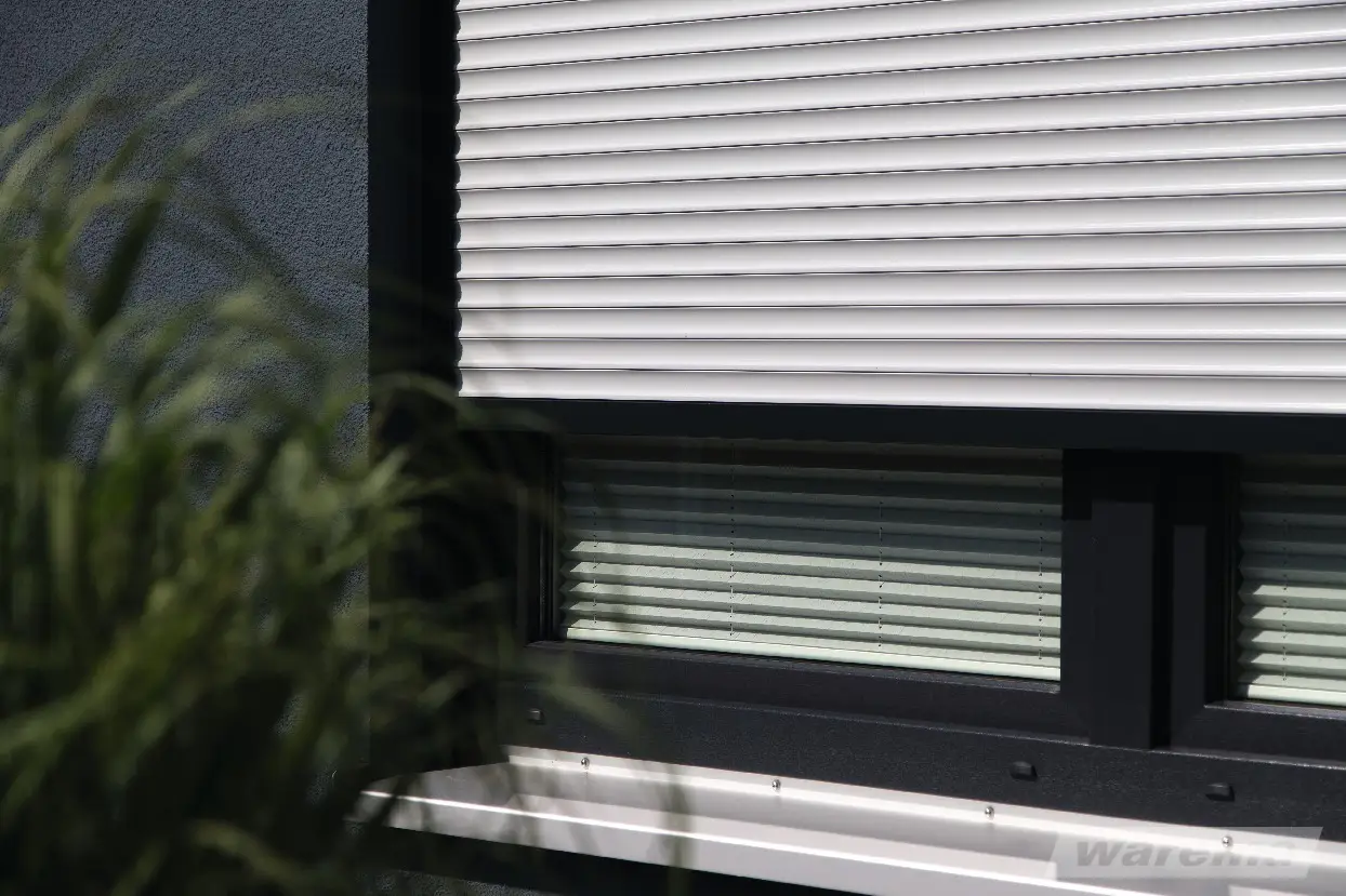 Fenster Außen-Rollladen